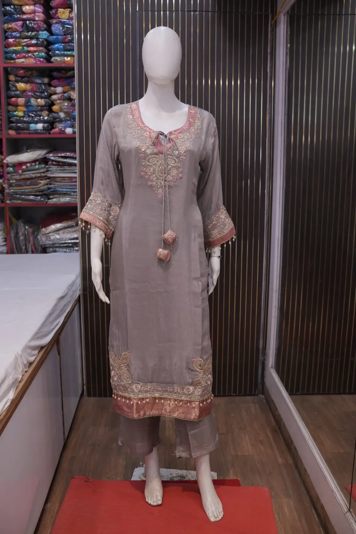 Dusty Mauve Embroidered Suit Set with Pearl-Trimmed Dupatta thumbnail 3