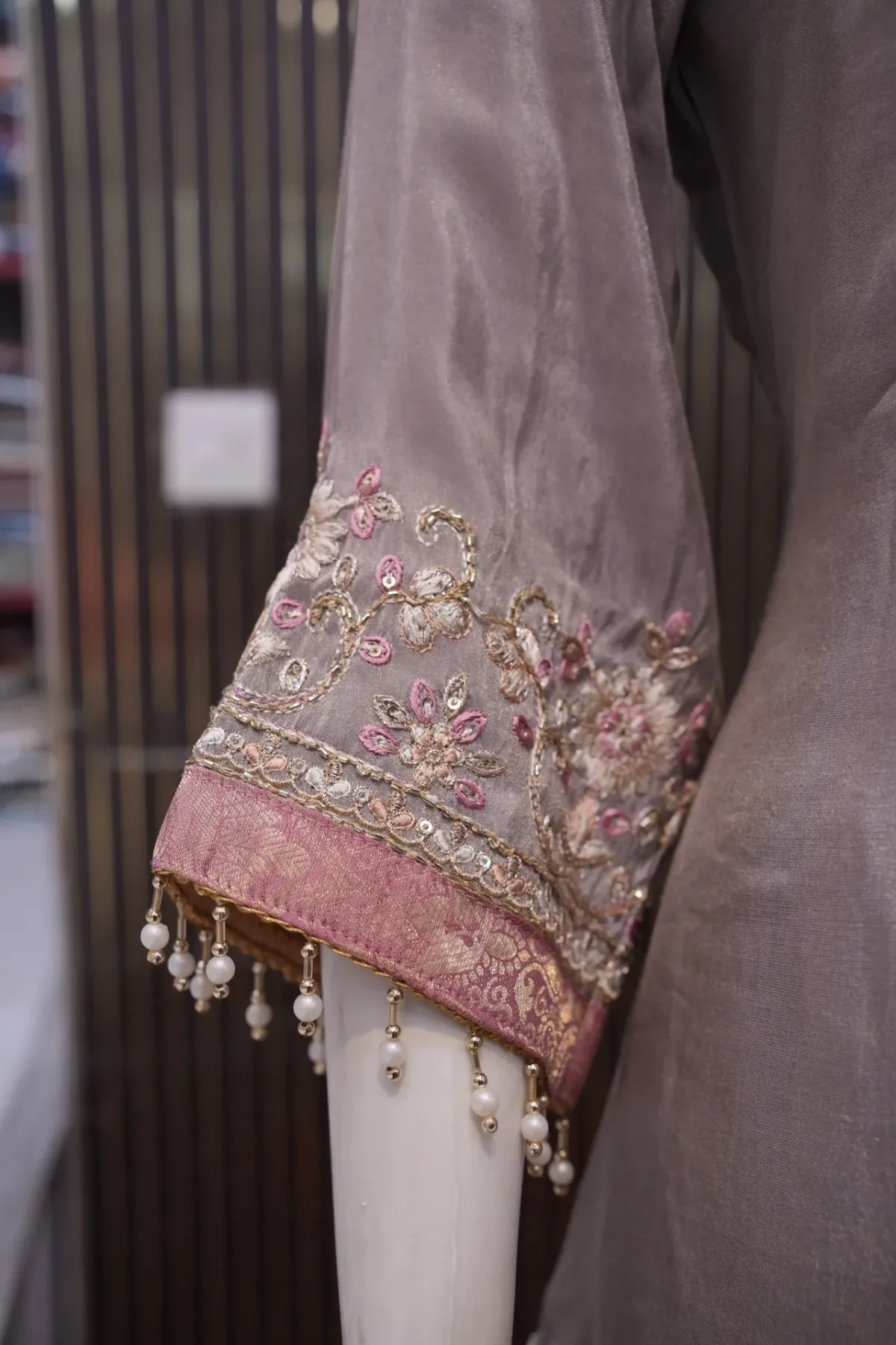 Dusty Mauve Embroidered Suit Set with Pearl-Trimmed Dupatta thumbnail 5
