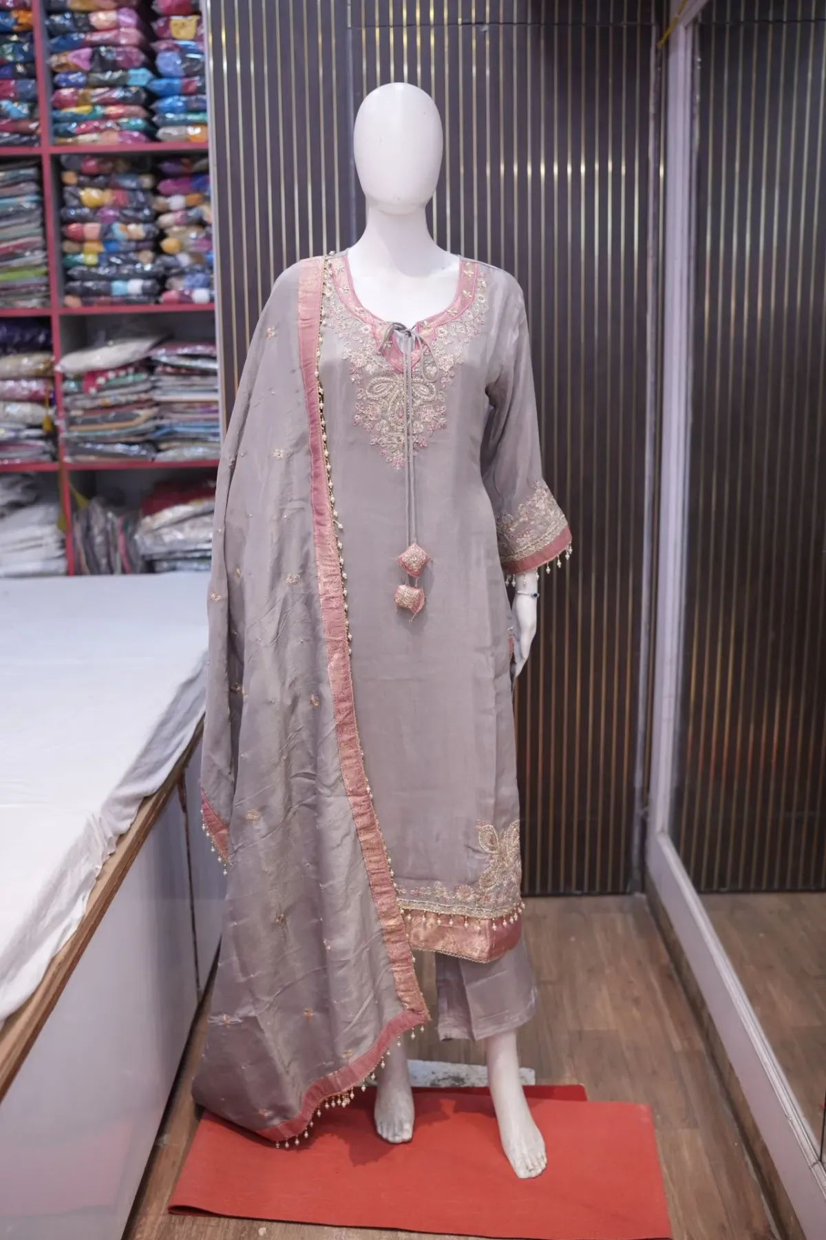 Dusty Mauve Embroidered Suit Set with Pearl-Trimmed Dupatta thumbnail 2