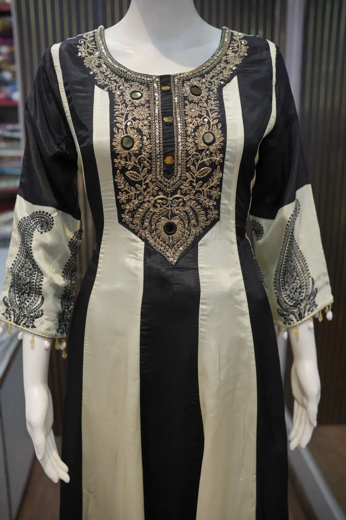 Black & Ivory Embroidered Ethnic Anarkali Suit thumbnail 4
