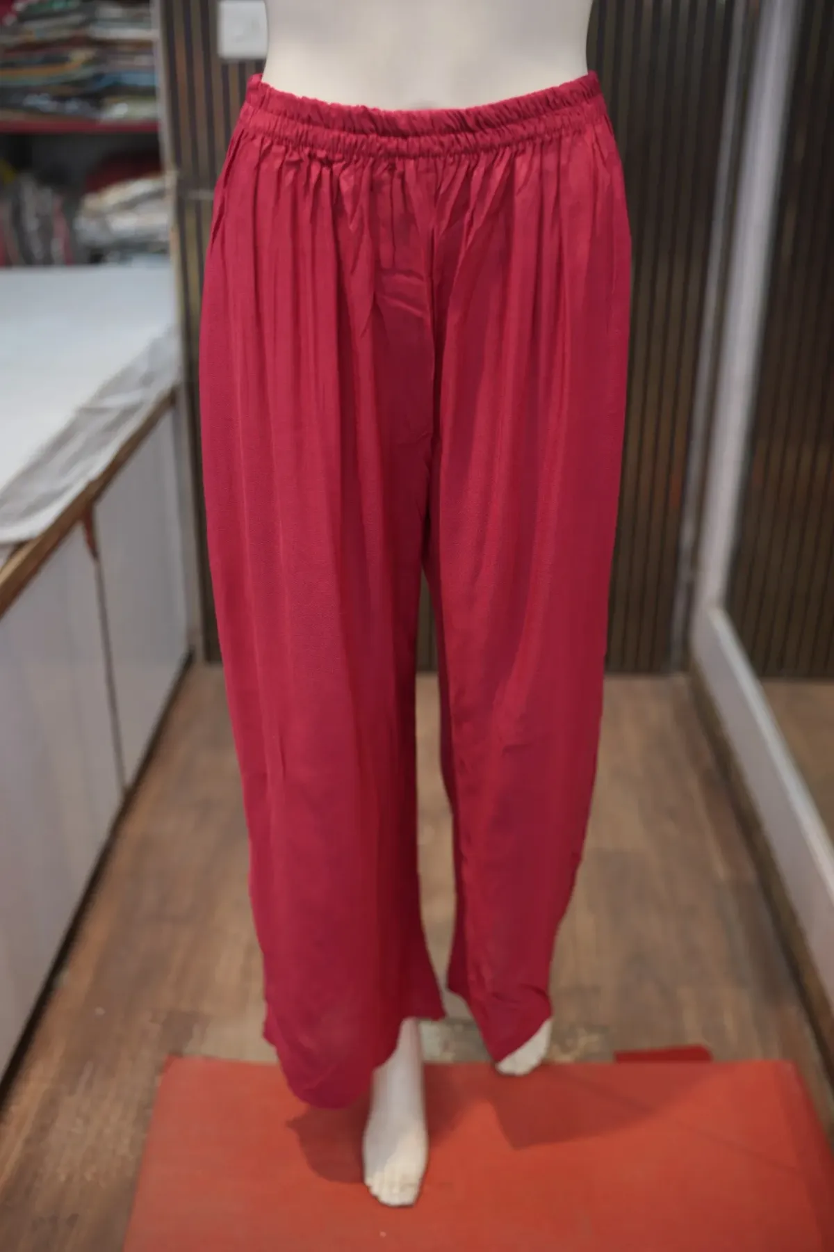Maroon Royal Zari Embroidered Salwar Suit Set thumbnail 6